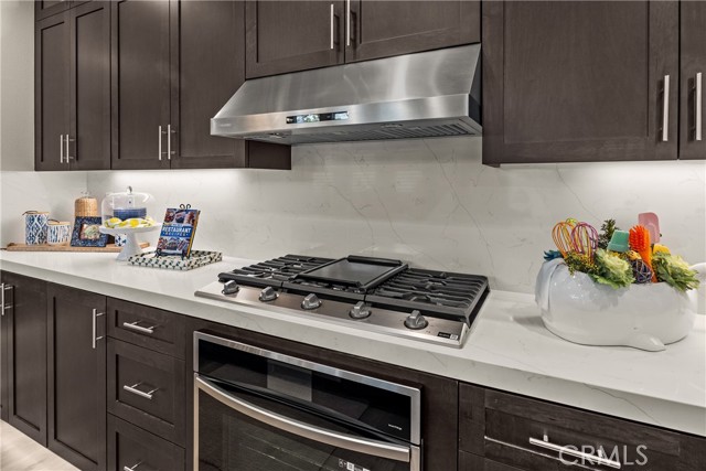 Detail Gallery Image 4 of 19 For 38851 Candlenut Dr, Palmdale,  CA 93551 - 4 Beds | 3/1 Baths