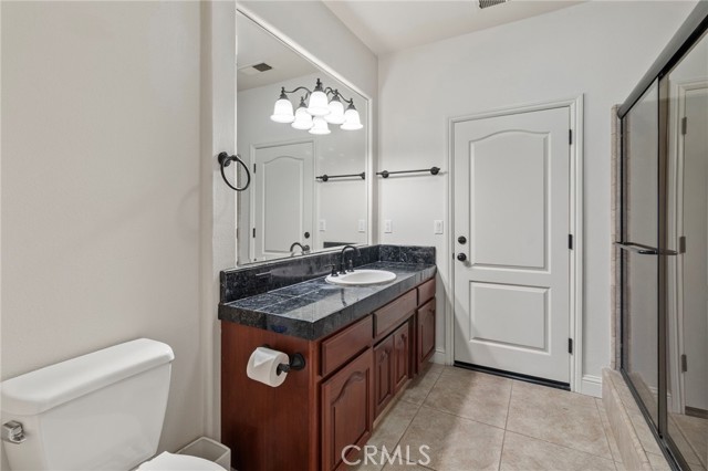 Detail Gallery Image 16 of 38 For 3255 Hollow, Madera,  CA 93637 - 5 Beds | 3 Baths