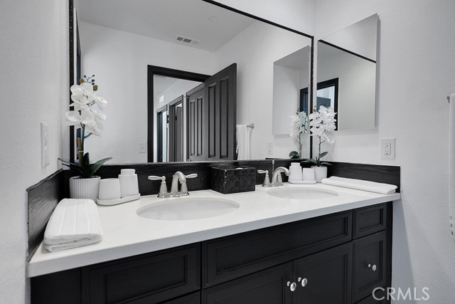 2727 Goldenrain Street, Palmdale CA: https://media.crmls.org/medias/c1957ce6-f634-4f7c-8e5d-ba6be86814ec.jpg