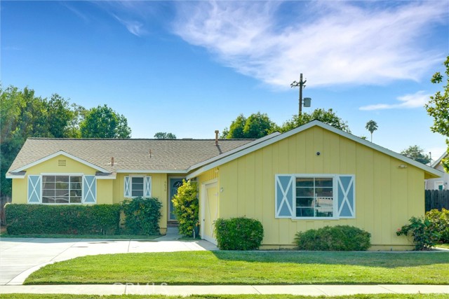 6650 Sale Avenue, West Hills CA: https://media.crmls.org/medias/c19743b3-1adc-4266-82f5-67c06dbef3e4.jpg