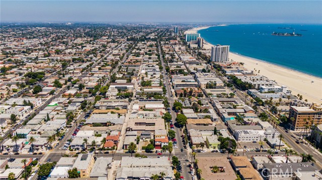 1517 E 1st Street, Long Beach CA: https://media.crmls.org/medias/c19867c8-dd2d-4e0a-9880-d354f796093e.jpg