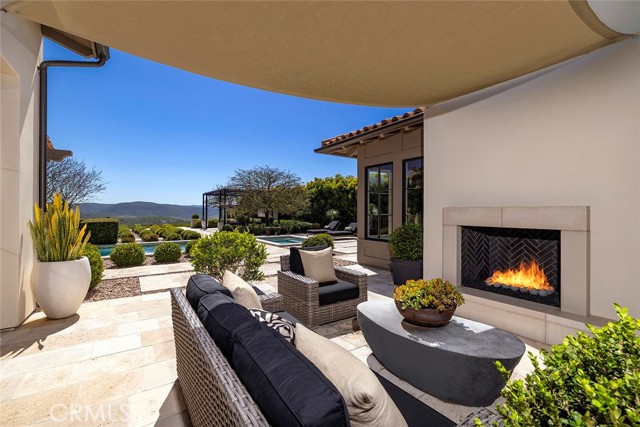 Detail Gallery Image 14 of 40 For 8 Blue Shore, Newport Coast,  CA 92657 - 4 Beds | 4/1 Baths