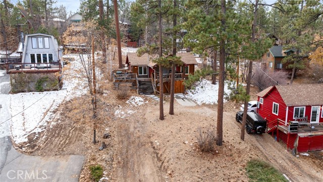 Detail Gallery Image 2 of 27 For 544 Talmadge Rd, Big Bear Lake,  CA 92315 - 2 Beds | 1 Baths