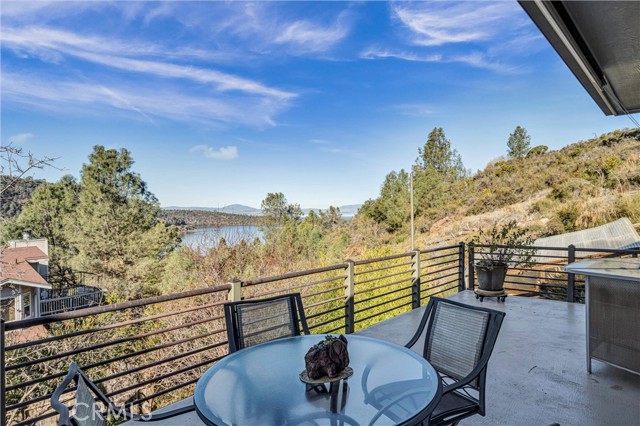 3420 Bergeson Court, Kelseyville CA: https://media.crmls.org/medias/c19a5a7d-5efb-4966-ac25-0558947b6ffa.jpg