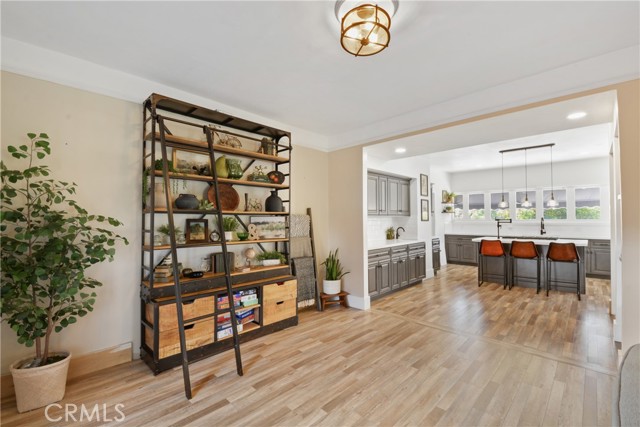 Detail Gallery Image 16 of 47 For 1033 W Palm Ave, Redlands,  CA 92373 - 5 Beds | 3 Baths