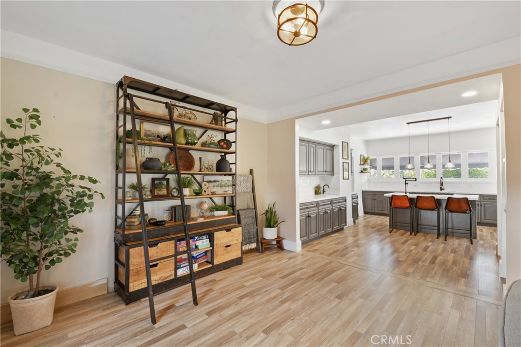 MLS #IV25255940 image #15