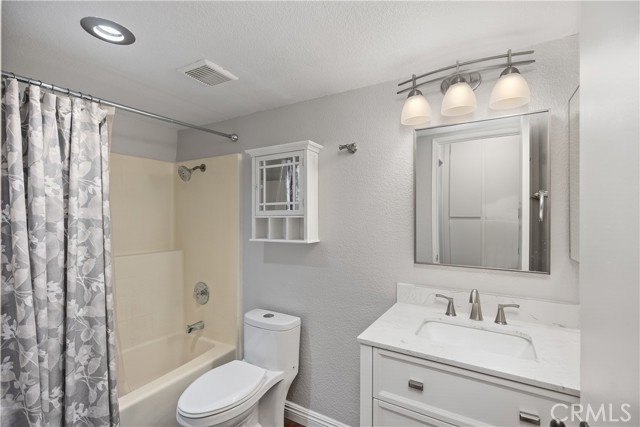 Detail Gallery Image 19 of 28 For 20702 El Toro Rd #349,  Lake Forest,  CA 92630 - 1 Beds | 1 Baths