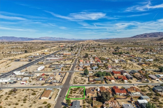 Image 7 of 19 For 71963 Cactus Drive