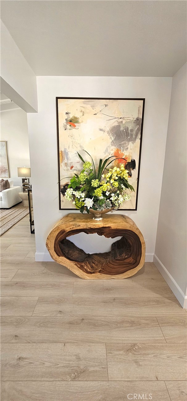 Detail Gallery Image 4 of 48 For 1112 Westcliff Dr, Newport Beach,  CA 92660 - 4 Beds | 4 Baths