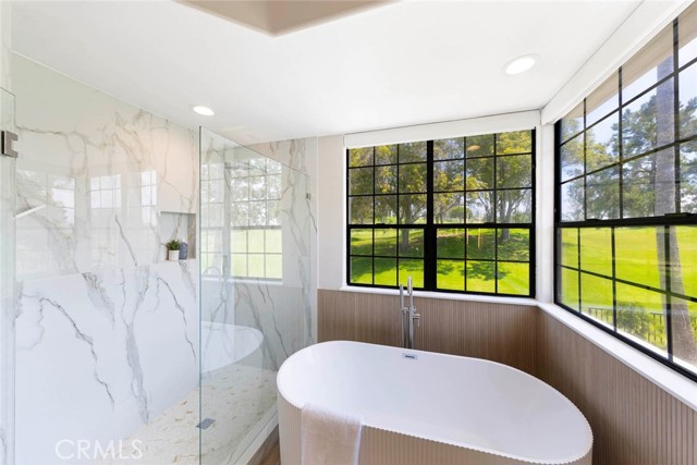 Detail Gallery Image 22 of 44 For 90 Ocean Vista, Newport Beach,  CA 92660 - 2 Beds | 2/1 Baths