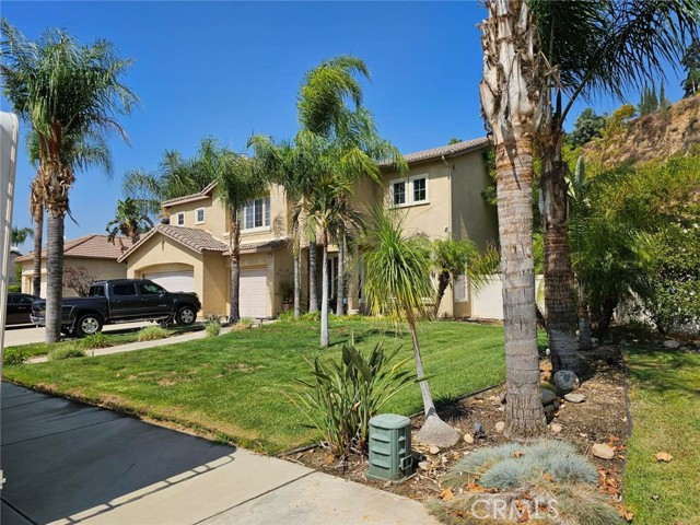 Detail Gallery Image 3 of 48 For 28300 Summertrail Pl, Highland,  CA 92346 - 4 Beds | 2/1 Baths