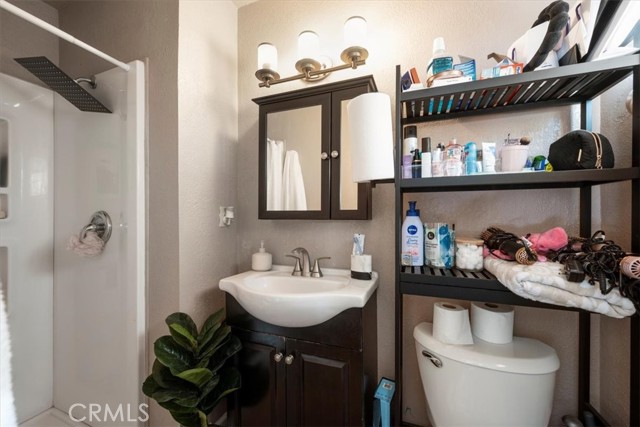 Detail Gallery Image 14 of 22 For 1111 S Superior St, Santa Maria,  CA 93458 - 3 Beds | 2 Baths