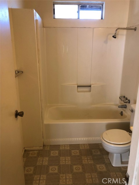 Detail Gallery Image 4 of 5 For 5397 Chia, Twentynine Palms,  CA 92277 - 4 Beds | 2 Baths