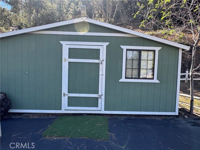 Detail Gallery Image 10 of 57 For 5180 Lone Pine Canyon, Wrightwood,  CA 92397 - 4 Beds | 2 Baths