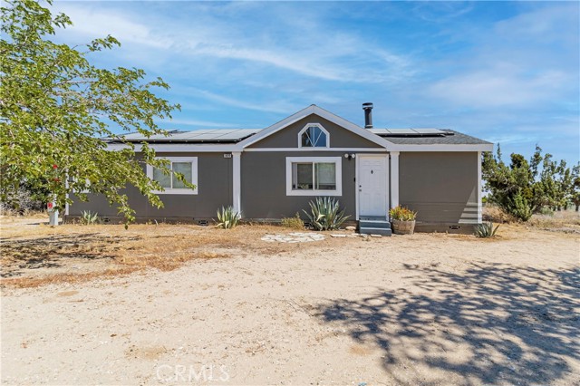 Detail Gallery Image 1 of 38 For 5874 Nielson Rd, Phelan,  CA 92371 - 3 Beds | 2 Baths