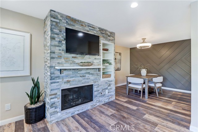 Detail Gallery Image 6 of 44 For 3605 E Anaheim St #102,  Long Beach,  CA 90804 - 2 Beds | 2 Baths