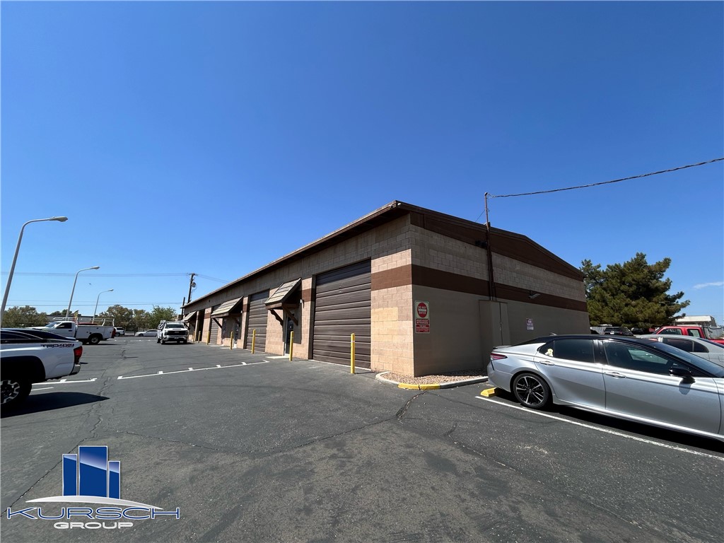 15346 Bonanza Road, Victorville, California 92392, ,Commercial Lease,For Rent,15346 Bonanza Road,CRHD24150449