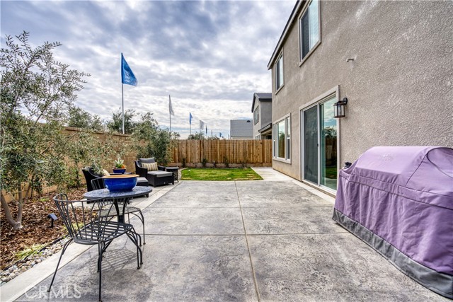 Detail Gallery Image 7 of 32 For 1093 Traverse Dr, Madera,  CA 93636 - 4 Beds | 3/1 Baths