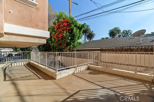 Detail Gallery Image 55 of 61 For 11504 Moorpark St #103,  Studio City,  CA 91602 - 3 Beds | 2/1 Baths