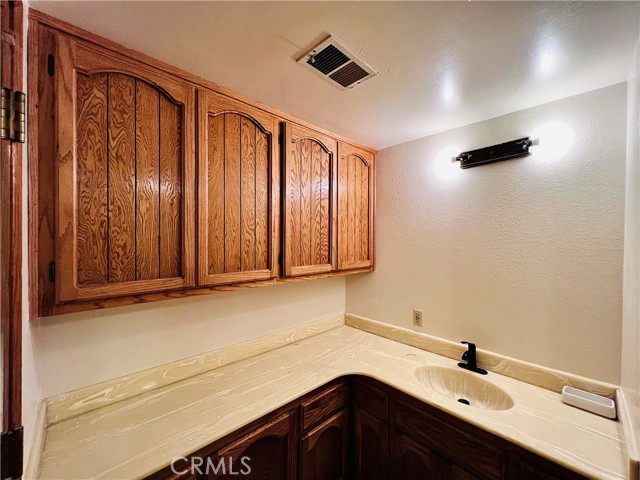 19901 Yorba Linda Blvd, Yorba Linda CA: https://media.crmls.org/medias/c1a47e29-4bc6-4e64-9cae-850b5f49a310.jpg
