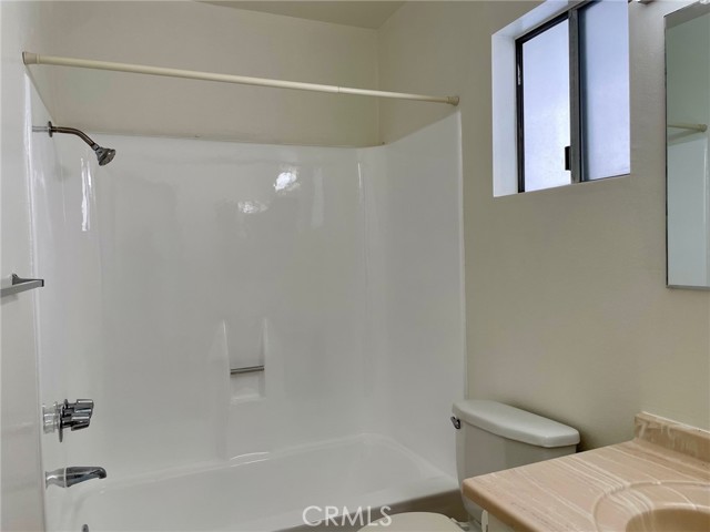 4777 W 132nd Street, Hawthorne CA: https://media.crmls.org/medias/c1a491a6-248f-4764-879d-f50e817a5f10.jpg