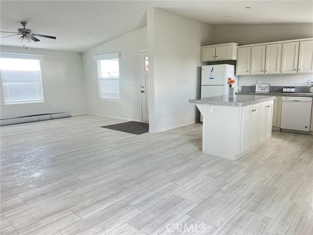 2757 Phelan Rd, Pinon Hills, CA 92372