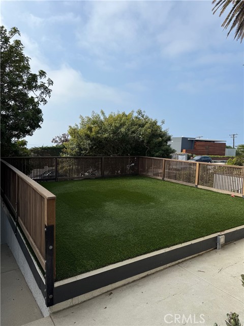 Detail Gallery Image 25 of 29 For 7512 Rindge Ave, Playa Del Rey,  CA 90293 - 3 Beds | 3 Baths