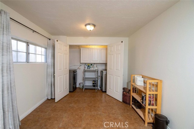 Detail Gallery Image 46 of 62 For 7310 Balboa Bld #F,  Van Nuys,  CA 91406 - 2 Beds | 3 Baths