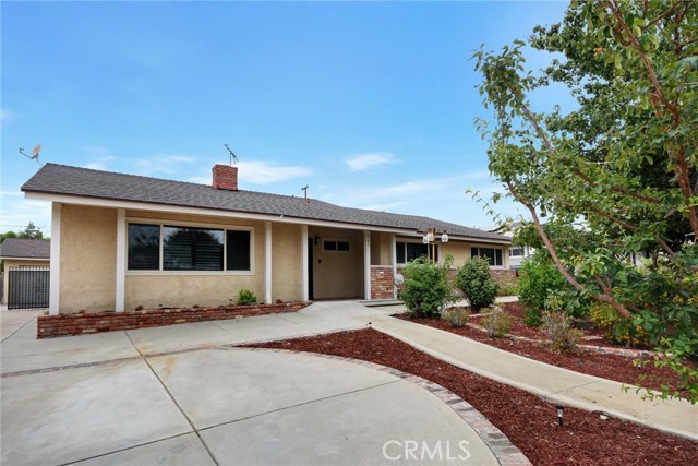 Detail Gallery Image 2 of 32 For 565 Cedar Crest Ave, Claremont,  CA 91711 - 4 Beds | 2 Baths