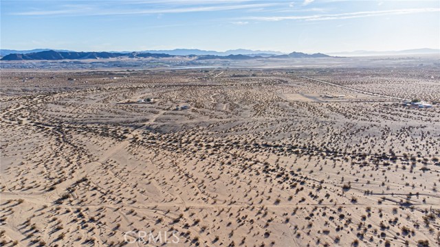 Detail Gallery Image 10 of 29 For 71531 Pioneer Trl, Twentynine Palms,  CA 92277 - – Beds | – Baths