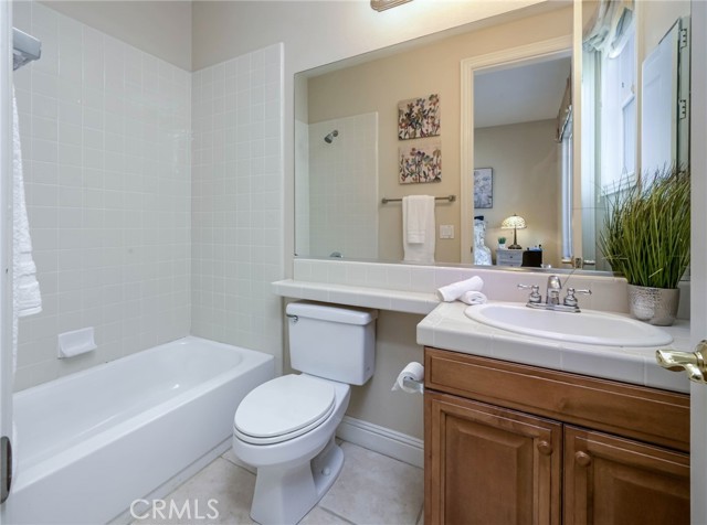 17265 BLUE SPRUCE Lane, Yorba Linda CA: https://media.crmls.org/medias/c1a940a0-3cd3-4a6e-9fbb-e6b0d30e9e2b.jpg