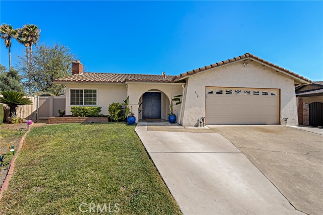 230 Temmera Ln, Glendora, CA 91740