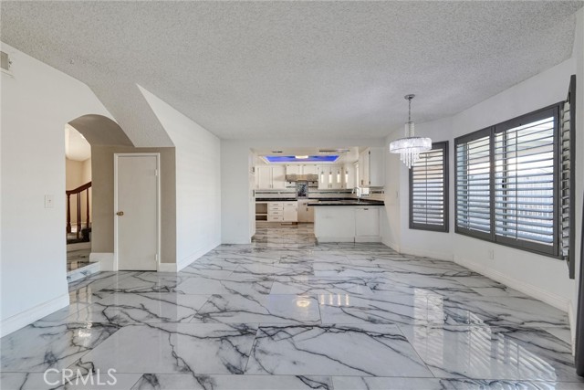 Detail Gallery Image 16 of 64 For 37519 Brighton Ct, Palmdale,  CA 93550 - 4 Beds | 3 Baths