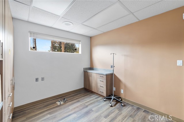 8719 Woodley Avenue, North Hills (los Angeles), California 91343, ,Commercial Lease,For Rent,8719 Woodley Avenue,CRSR25023132