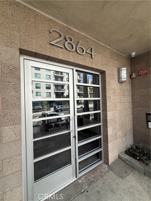 Detail Gallery Image 4 of 25 For 2864 Sunset #205,  Los Angeles,  CA 90005 - 2 Beds | 2/1 Baths