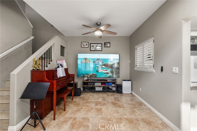 Detail Gallery Image 14 of 44 For 14171 Shoreline Dr, Chino Hills,  CA 91709 - 3 Beds | 2/1 Baths