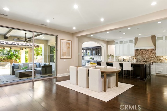 Image 17 of 75 For 2282 Rosecrans Court