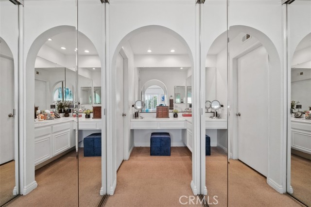 28501 Cano, Mission Viejo CA: https://media.crmls.org/medias/c1ae158c-96a3-4bbc-9cc2-c97daceb3e30.jpg