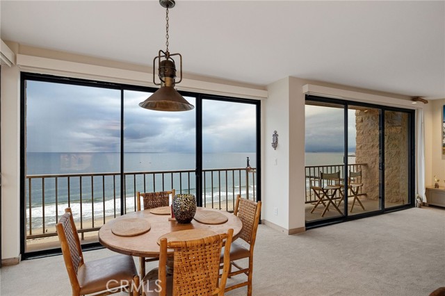 Detail Gallery Image 14 of 60 For 727 Esplanade #302,  Redondo Beach,  CA 90277 - 2 Beds | 2 Baths