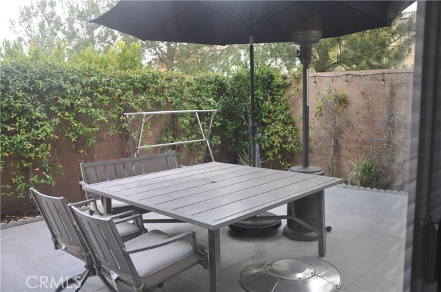 100 Rusina, Irvine CA: https://media.crmls.org/medias/c1af0b77-3a61-4d0e-bfd5-5ed37c8e528d.jpg