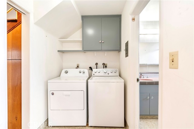 112 44th Street, Manhattan Beach, California 90266, ,Residential Income,Sold,44th,SB23094760