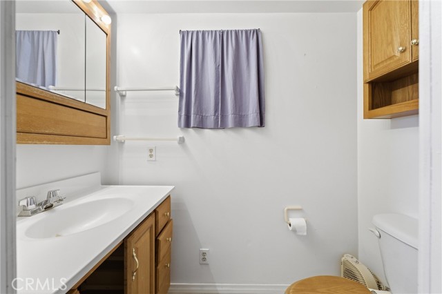 Detail Gallery Image 17 of 35 For 3322 Dawn, Rosamond,  CA 93560 - 4 Beds | 1/2 Baths