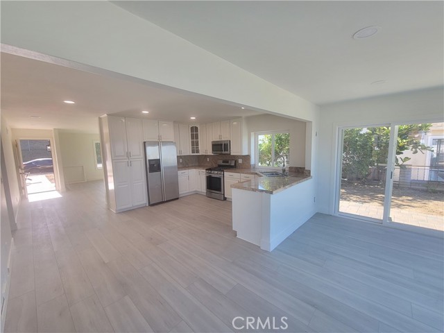 Detail Gallery Image 8 of 31 For 407 Calle Fiesta, San Clemente,  CA 92672 - 3 Beds | 2 Baths