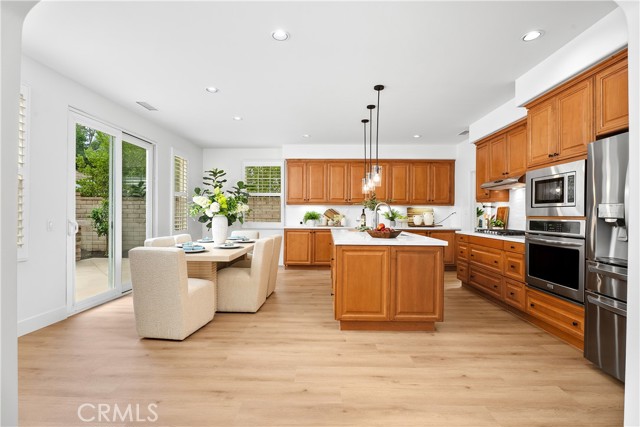 Detail Gallery Image 11 of 74 For 102 Lattice, Irvine,  CA 92603 - 4 Beds | 2/1 Baths