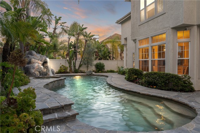 Detail Gallery Image 3 of 75 For 27153 Woodbluff Rd, Laguna Hills,  CA 92653 - 5 Beds | 4/1 Baths