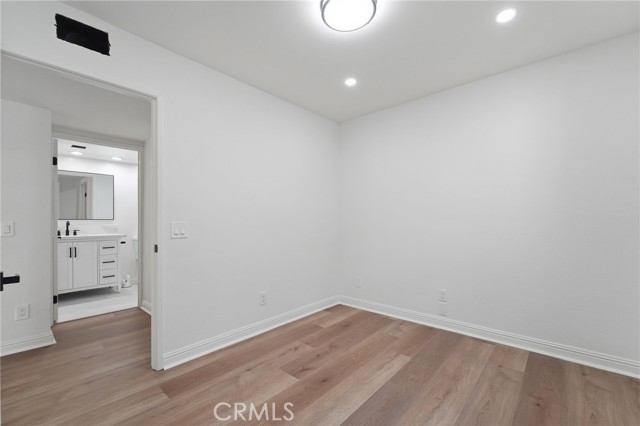 Detail Gallery Image 16 of 40 For 13047 Garris, Granada Hills,  CA 91344 - 4 Beds | 3 Baths