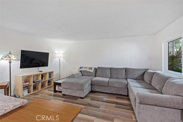 Detail Gallery Image 5 of 27 For 3265 Santa Fe Ave #60,  Long Beach,  CA 90810 - 2 Beds | 1 Baths