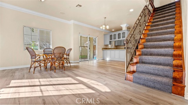 Detail Gallery Image 10 of 41 For 13769 13969 Cordary Ave, Hawthorne,  CA 90250 - 4 Beds | 2/1 Baths