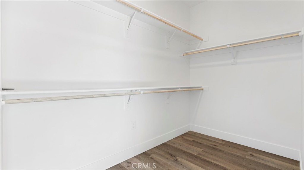 https://media.crmls.org/medias/c1b42292-4b8d-44a4-bb84-0a8dbbf51a72.jpg?preset=X-Large