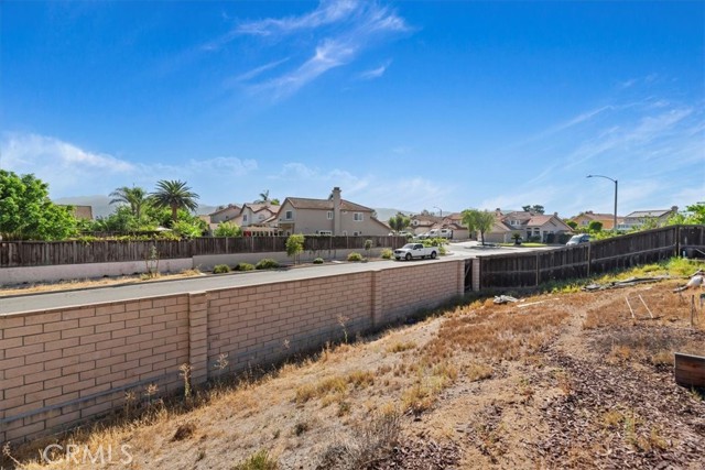 429 Colfax Circle, Corona CA: https://media.crmls.org/medias/c1b530b8-759a-4966-bee2-4e81d7c12da3.jpg